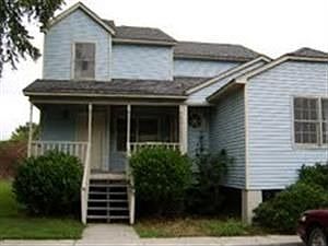 2nd image of 319 Queens Ct APT B