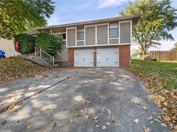 2605 SE 7th St, Blue Springs, MO 64014