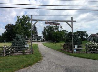 8310 Garden Rd, Maumee, OH 43537