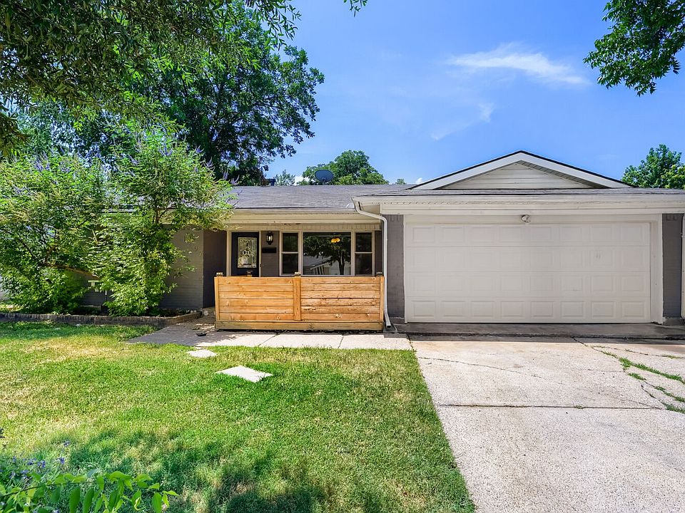 1st image of 1207 Ridgeway Dr