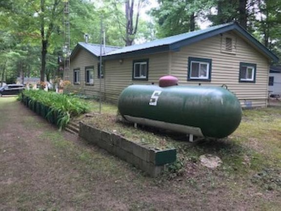 3rd image of 4947 Knollwood Dr