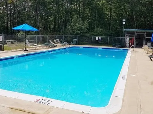 405 Fox Run Ln, Carmel, NY 10512