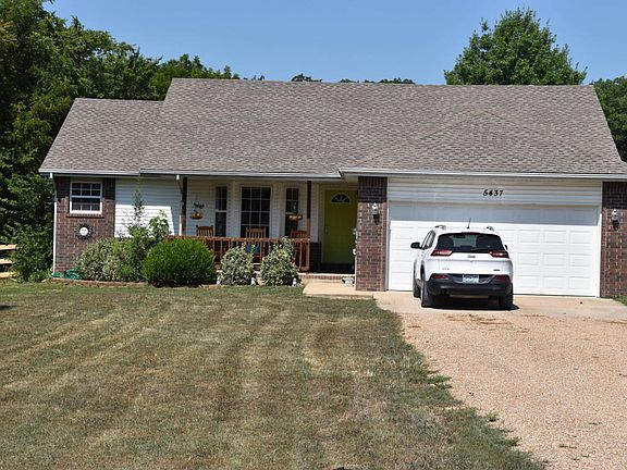 2nd image of 5437 S 226th Rd