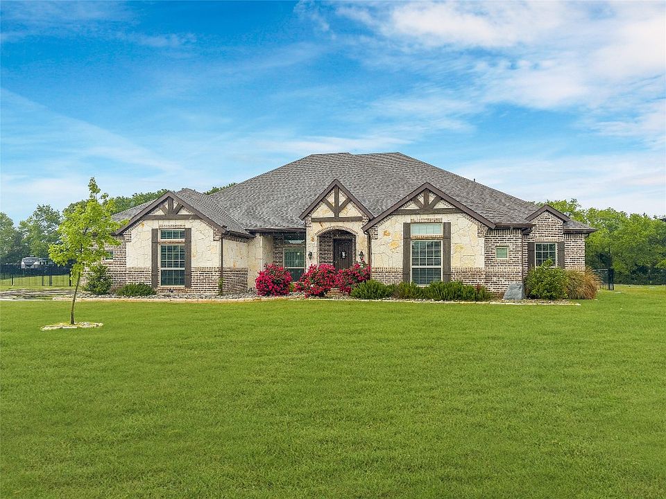 1st image of 5905 Sherri Ln