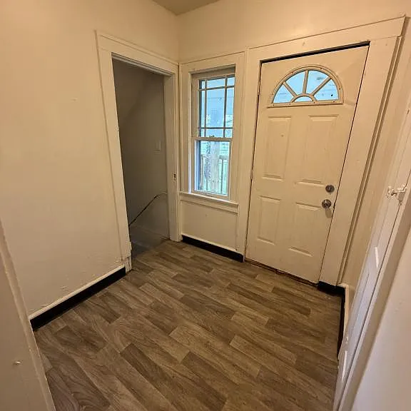 55 N Osborn Ave — Photo 9