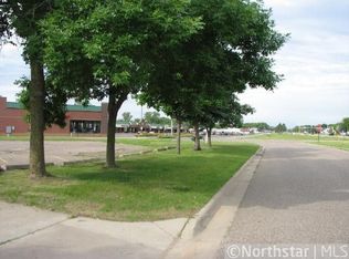 4115 Woodland Rd, Circle Pines, MN 55014