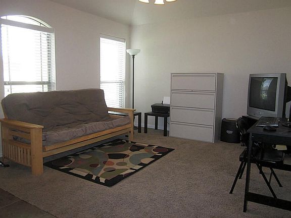 4th image of 9906 Kendahlwood Ln