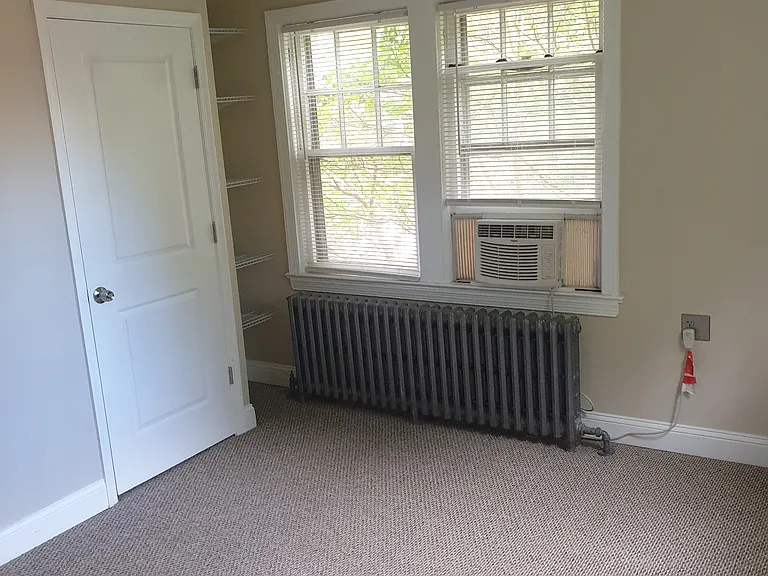 First Bedroom - 4