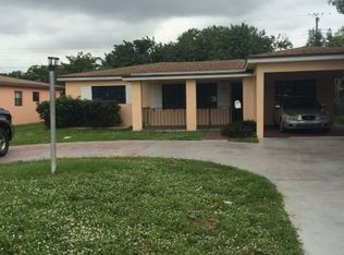 831 SW 29th Way, Fort Lauderdale, FL 33312