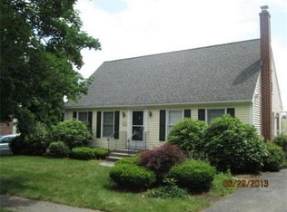 70 Shawna St, Fitchburg, MA 01420