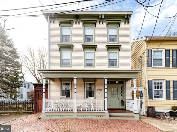 106 Prince St, Bordentown, NJ 08505