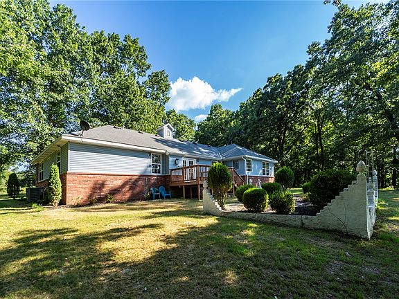 3rd image of 11133 Roggen Ln