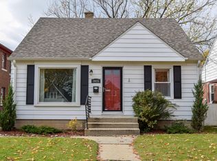 3035 N 77th St, Milwaukee, WI 53222