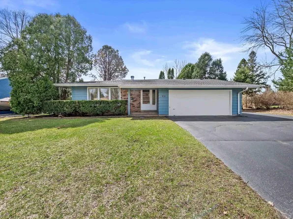 1007 Dona Road, Hartland, WI 53029