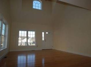 17 Arbor Cir, Litchfield, NH 03052