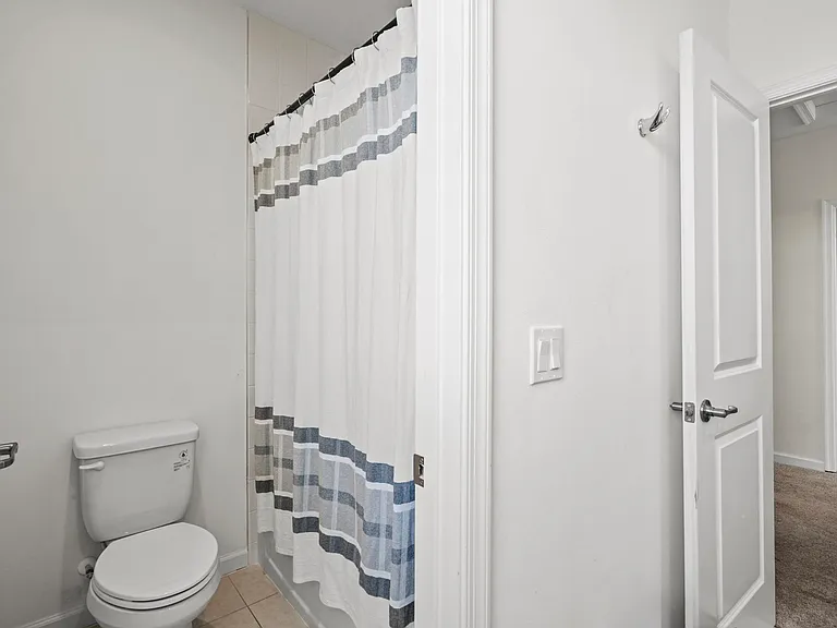 10700 SW Gloriana St — Photo 31