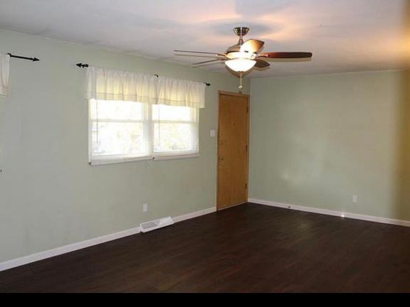 2nd image of 10536 Fabick Dr