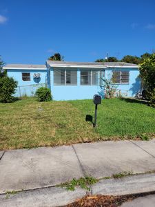 1380 W 32nd Street, Riviera Beach, FL, 33404
