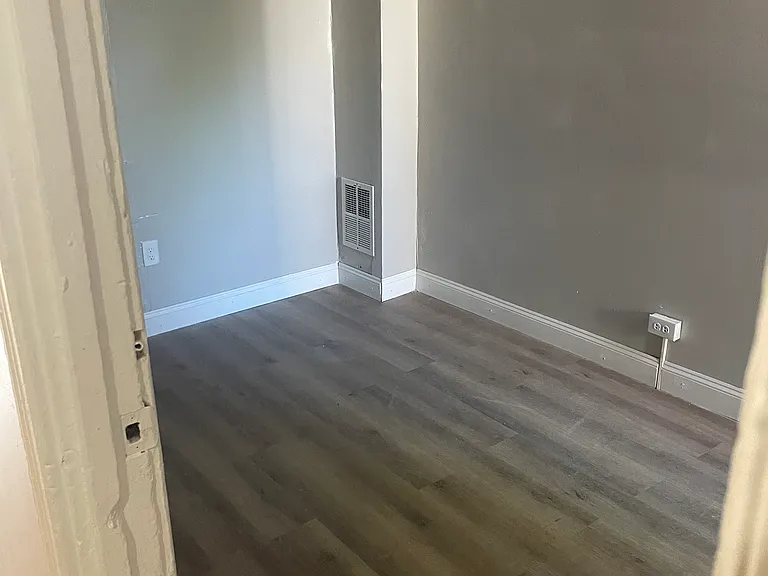 2404 Reel St — Photo 10