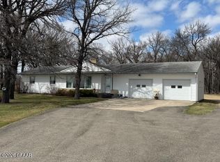 13585 Dakota #17, Park River, ND 58270