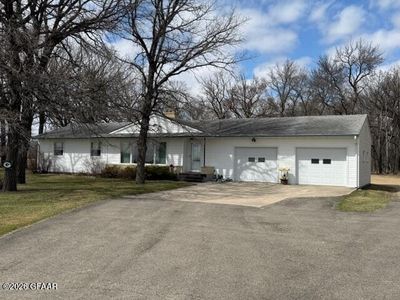 13585 Dakota #17, Park River, ND, 58270