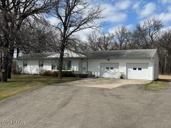 13585 Dakota #17, Park River, ND 58270