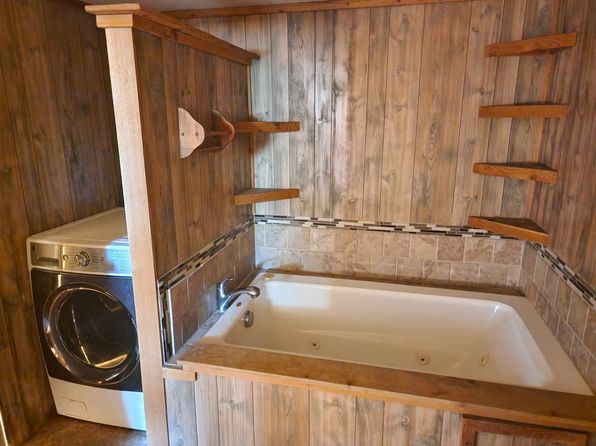310 SE County Road 3405, Joaquin, TX 75954