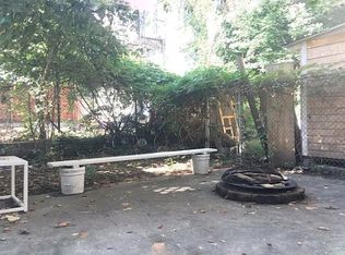 981 Greene Ave APT 1A, Brooklyn, NY 11221