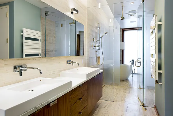 Sold by Compass | media 18