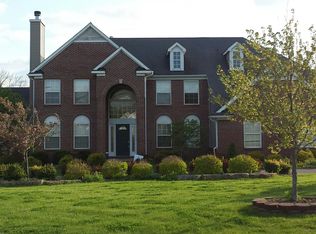 211 Oak Cir, Bessemer, AL 35023