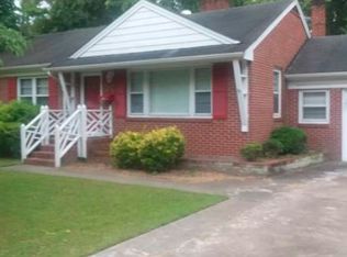 11 Corbin Dr, Newport News, VA 23606