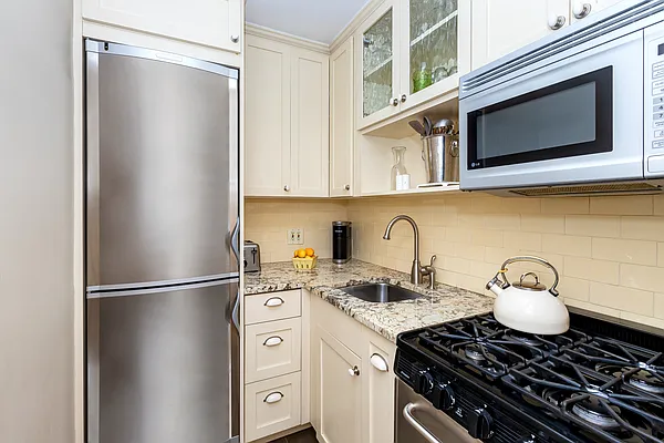 Sold by Brown Harris Stevens | media 3