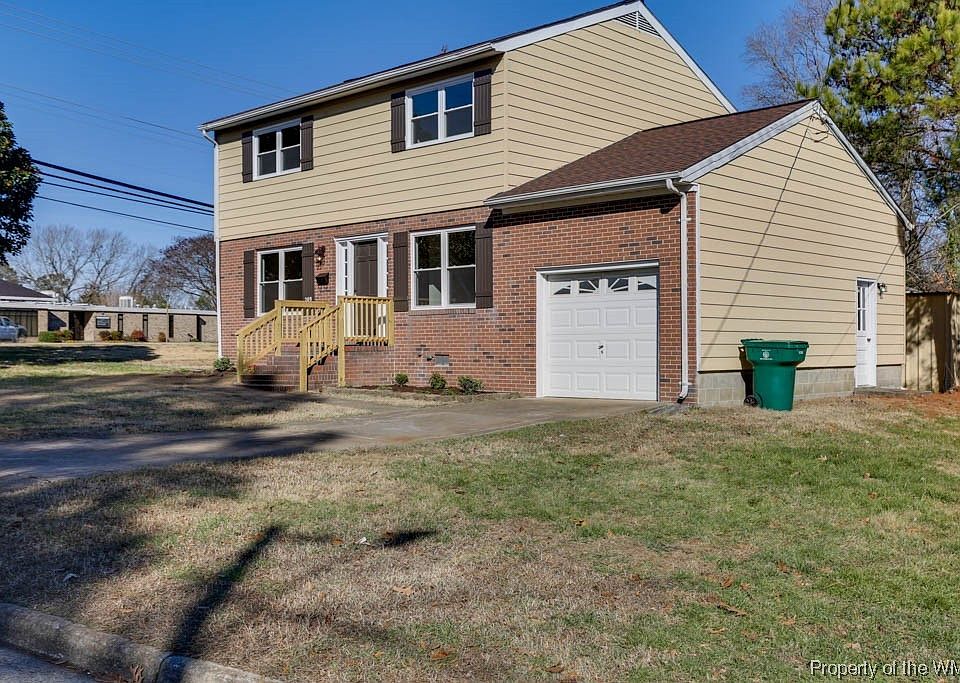 1st image of 209 Agusta Dr