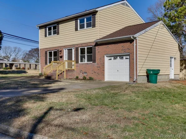 209 Agusta Dr, Newport News, VA 23601
