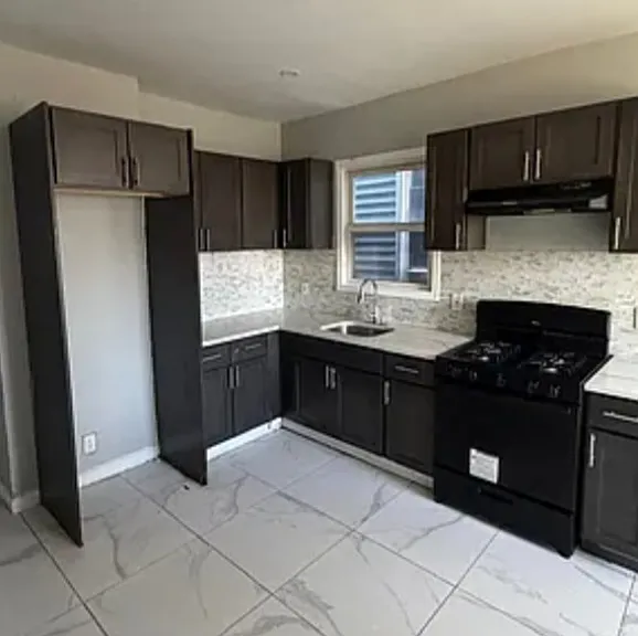159 Myrtle Ave #1L — Photo 1