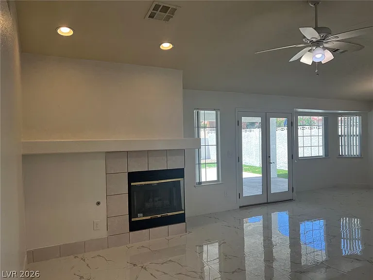 5645 W Katie Ave — Photo 11