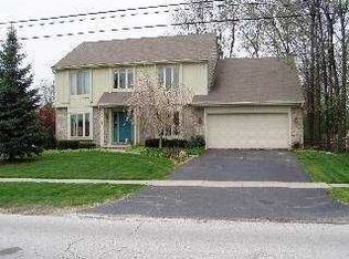 28905 Simmons Rd, Perrysburg, OH 43551