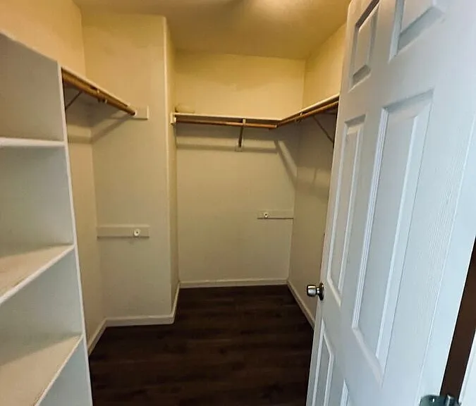 17252 Aquamarine Dr — Photo 36