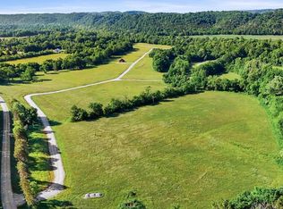 28 River Rd, Burkesville, KY 42717