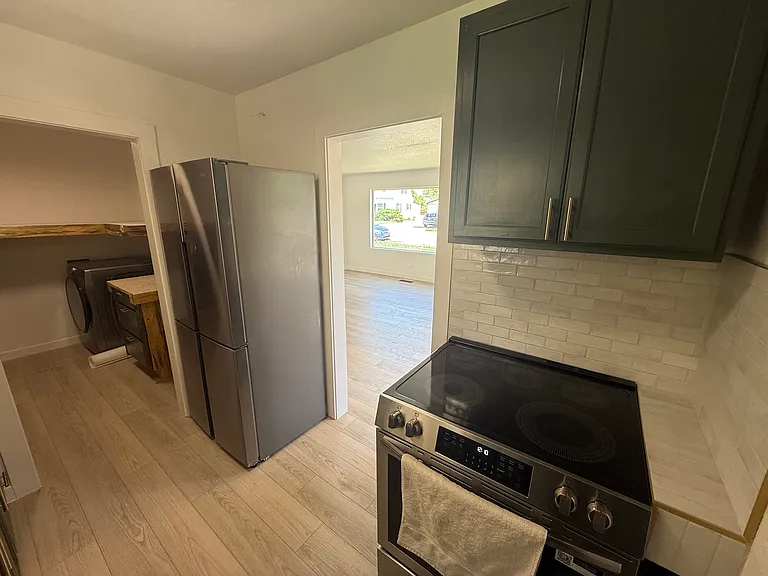 1850 W 50th Ave — Photo 11