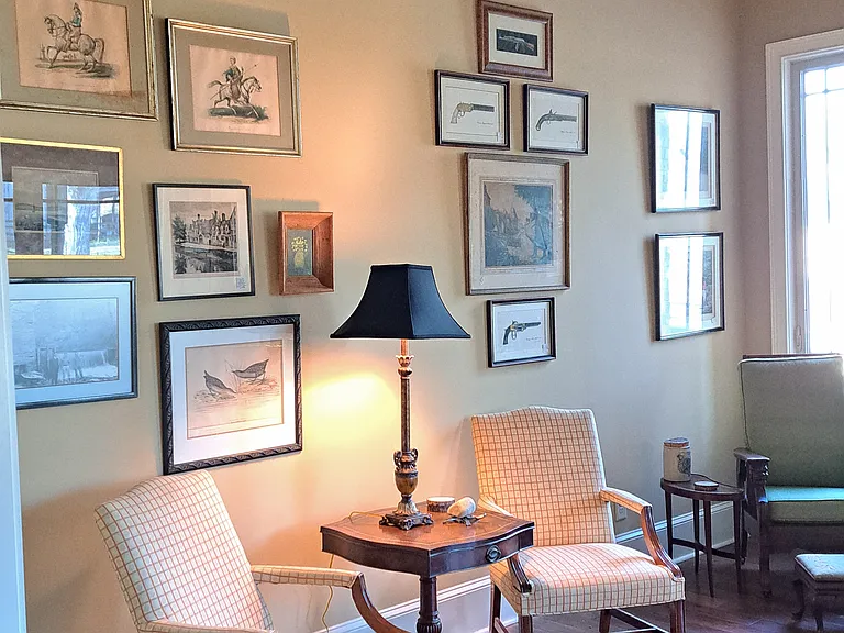 Interior wall in keeping room