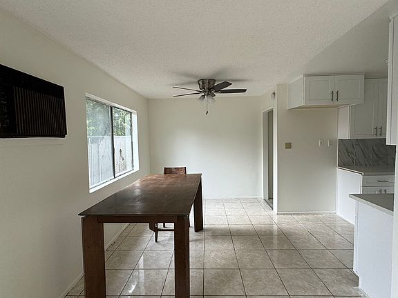 2nd image of 13511 Ramona Pkwy #B