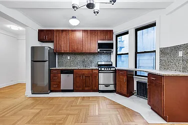 Rented by Cooper & Cooper Real Estate