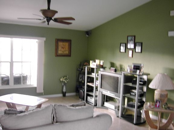 5th image of 360 Clairidge Cir