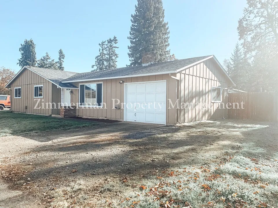 1375 Pennoyer Ave