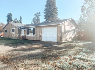 1375 Pennoyer Ave, Cottage Grove, OR 97424