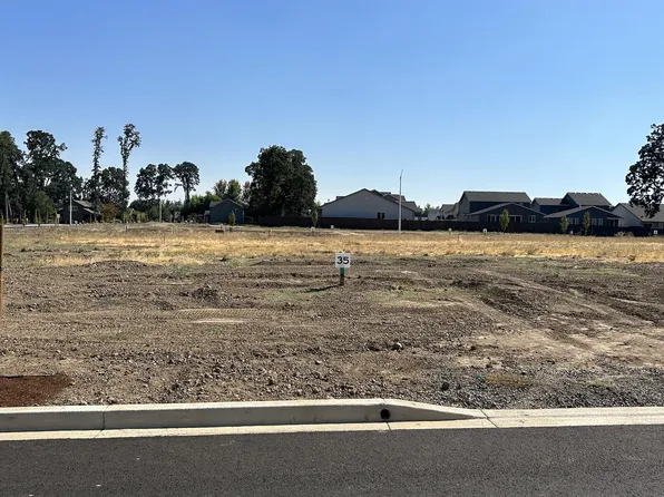 1520 NW Adelaide St #35, McMinnville, OR 97128