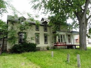 406 10th St, Bay City, MI 48708