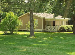 380 Pecan, Onalaska, TX 77360