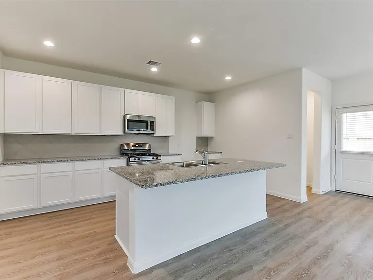 3906 Sugardale St — Photo 11